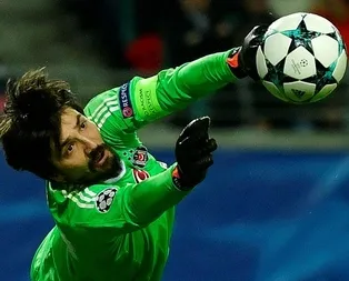 Tolga Zengin’e İngiliz kancası