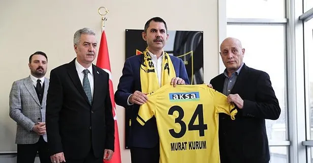 Cumhur İttifakı İBB Başkan adayı Murat Kurum’dan İstanbulspor’a ziyaret: İstanbul sporun baş şehri olacak