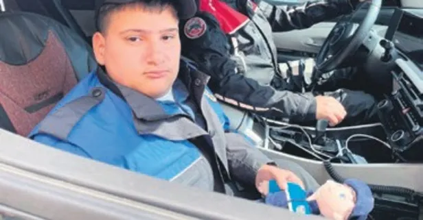 Engelli Yunus’un polis sevgisi duygulandırdı!