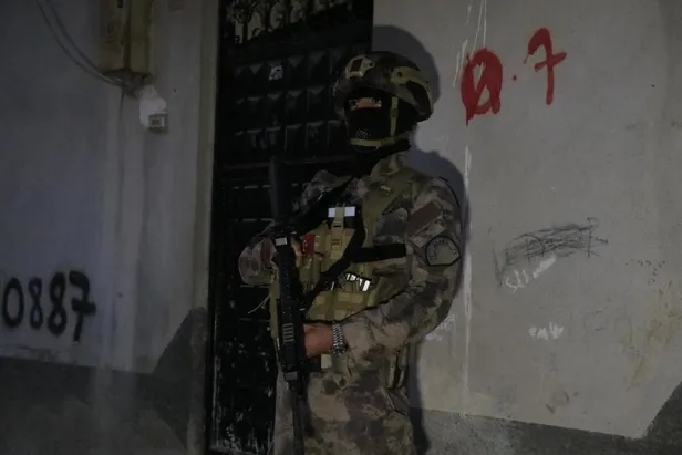 SON DAKİKA: Adana’da Özel Harekat destekli DEAŞ operasyonu-1