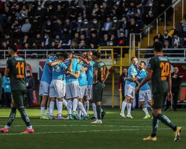 firtina-koptu-alanyaspor-0-4-trabzonspor-mac-sonucu-1645368810792.jpeg Fırtına koptu! Alanyaspor 0-4 Trabzonspor | MAÇ SONUCU-2