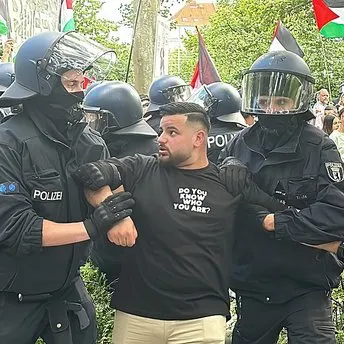 İZLE I Almanya Polisi’nden Filistin destekçilerine sert müdahale!