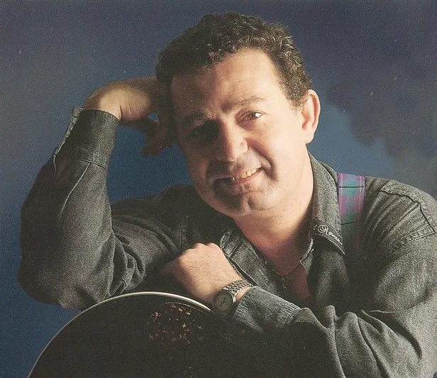 Hadi ipucu sorusu cevabı 9 Nisan: Eurovision 1990'da Kayahan'ın söylediği şarkı nedir?-1