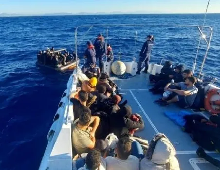 Datça’da 64 göçmen kurtarıldı