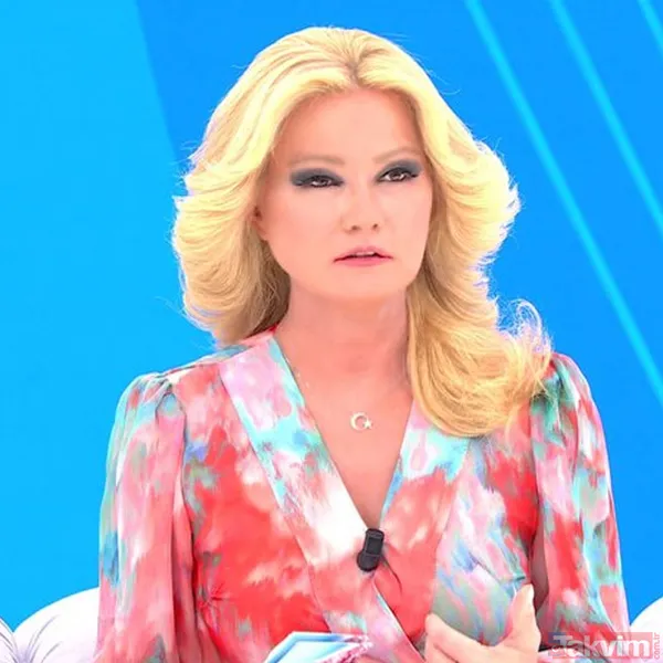Demet Akalın’dan Müge Anlı'ya iltifat! Program başlar başlamaz paylaşıp sordu: “Müge Anlı’yı kim giydiriyor?” - 14