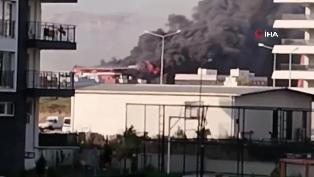 Aydın’da depo yangını