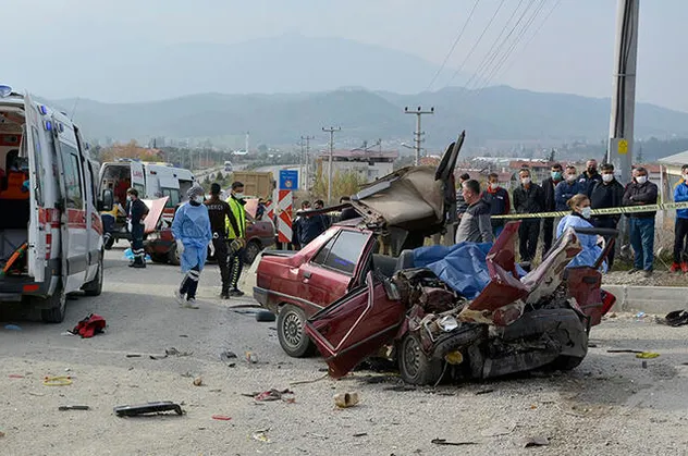 Muğla’da trafik kazası: 2 ölü, 3 yaralı