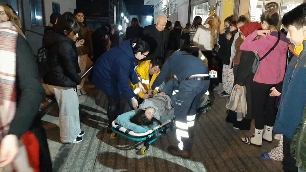 Son dakika: Balıkesir'de korkutan deprem! İstanbul'da da hissedildi! İşte 10 Aralık Kandilli son depremler-6