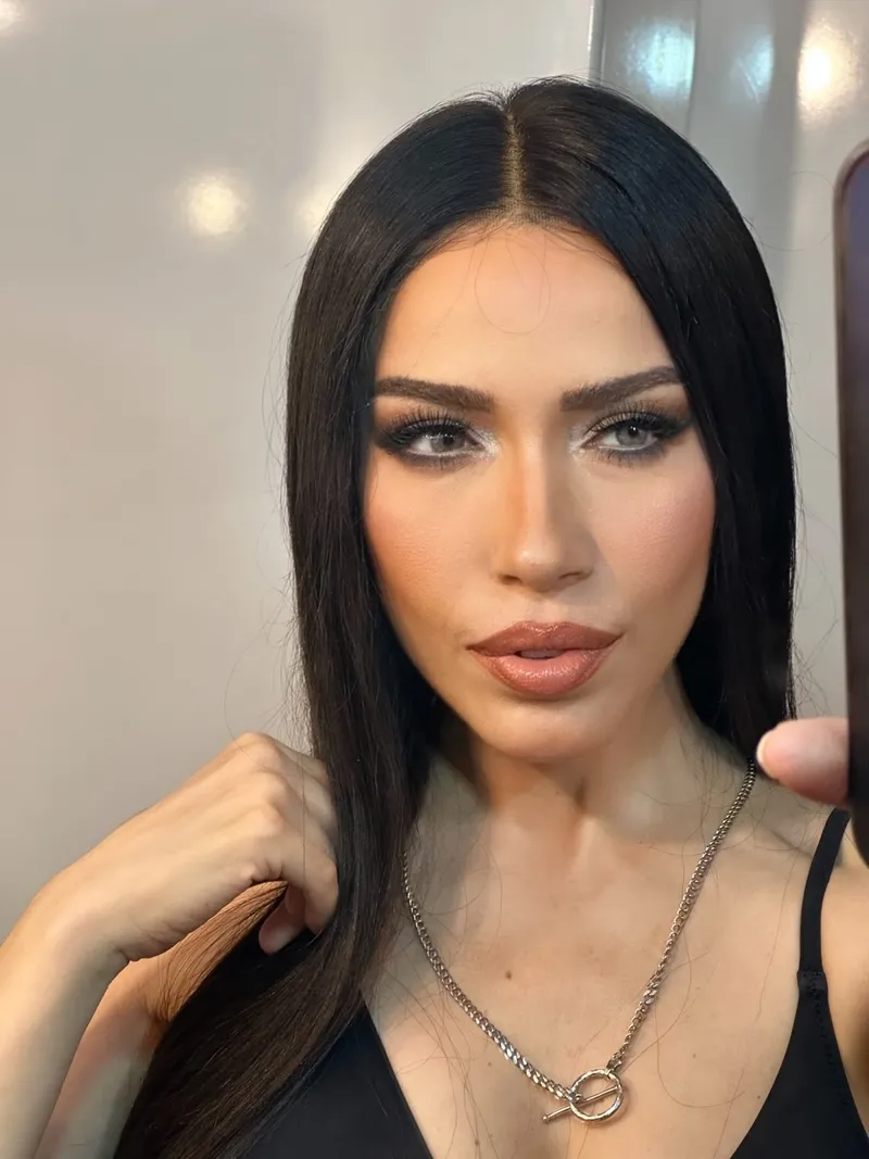 demet-akalin-polemigi-dostlugu-bitirdi-mi-emre-altugdan-burcu-gunese-yanit-1775561979733.jpg Demet Akalın Polemiği dostluğu bitirdi mi? Emre Altuğ'dan Burcu Güneş'e yanıt-4