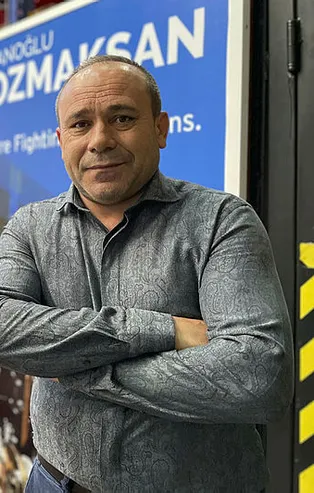 Çırak olarak başladı şimdi 90 ülke sıraya girdi!