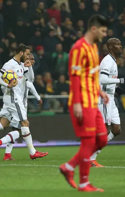Spor yazarları Beşiktaş'ı yazdı