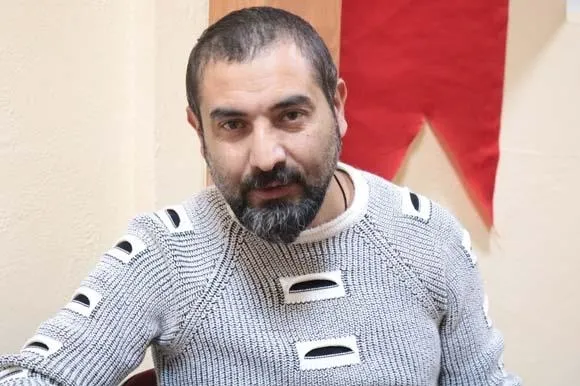 Lise mezunu Sinan Bozkurt depremleri önceden bilip sosyal medyadan paylaşıyor!-1