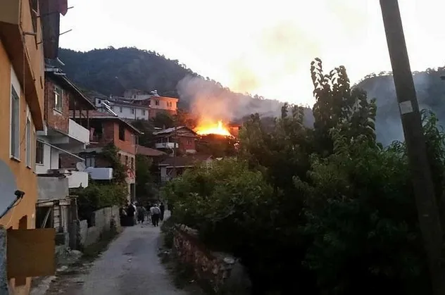 Son dakika: Çorum'da yangın: 2 ölü