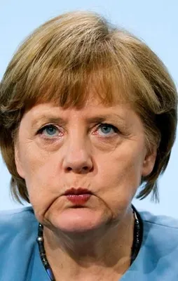 Merkel Türk düşmanlığında zirve yaptı