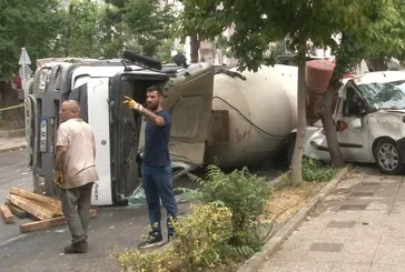 Kadıköy’de beton mikseri dehşet saçtı:4 araç ezildi, 1 kişi yaralı