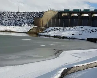 Baraj gölü dondu! Sıcaklık -20