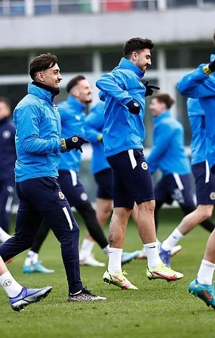 Fenerbahçe lider Trabzonspor'u evinde konuk edecek!