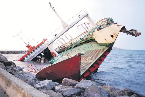 Türkiye'yi lodos çarptı! Saatte 130 kilometre hıza ulaşan rüzgar can aldı-3