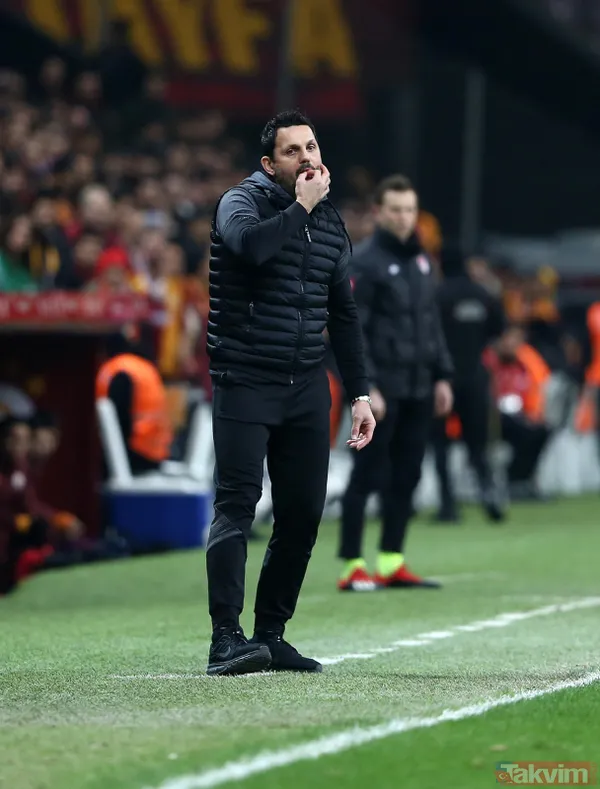 O Hedefe Doğru Kulübümüz Olsun, Ben Olayım, Ekibim Olsun, Futbolcular Olsun, Oraya Odaklandık. İnşallah İstediğimiz Hedefi De Sezon Sonunda Elde Edeceğiz" Dedi.