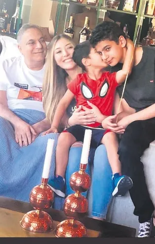 Mehmet Ali Erbil’den baba sürpriz