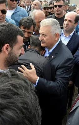 Vatana göz dikenin gözlerini oyarız