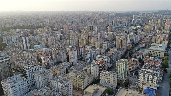 turkiyede-gayrimenkul-satisi-11-ayda-456-milyar-lirayla-rekor-kirdi-1608365260662.jpg Türkiye'de gayrimenkul satışı 11 ayda 456 milyar lirayla rekor kırdı-3