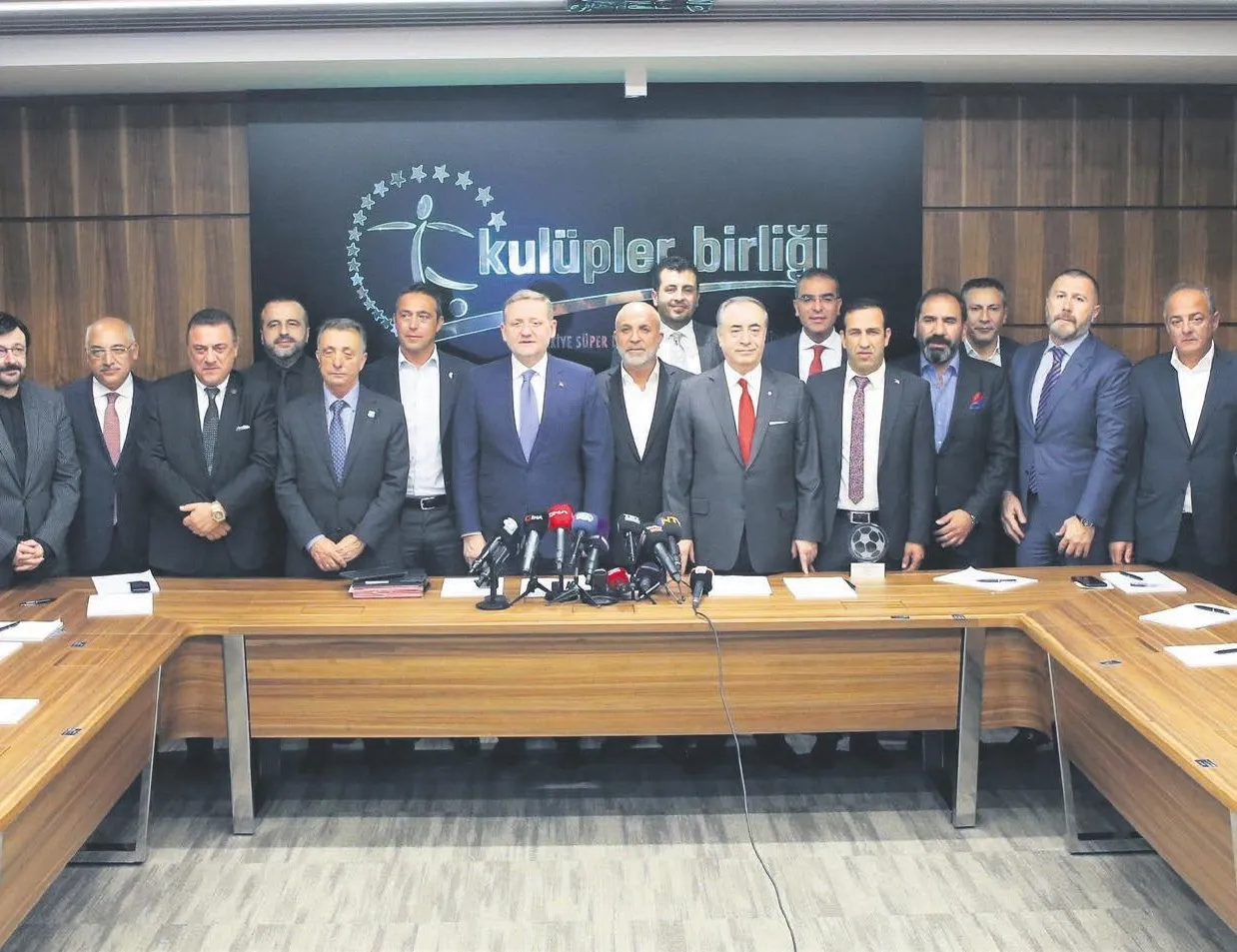 UEFA’ya karşı tek yürek