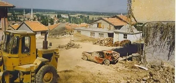ISPARTA'NIN SENİRKENT İLÇESİNDEKİ SEL FELAKETİNDE 74 KİŞİ ÖLDÜ