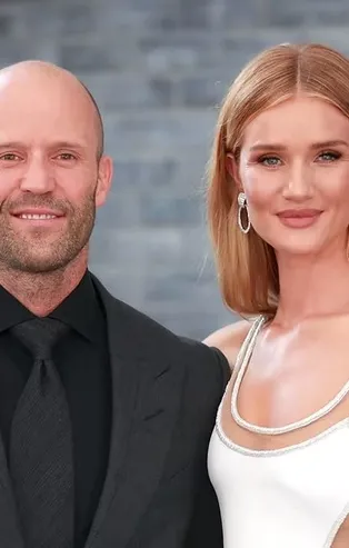 Antalya'ya hayran kalan dünyaca ünlü aktör Jason Statham, Türkiye'den kopamadı!