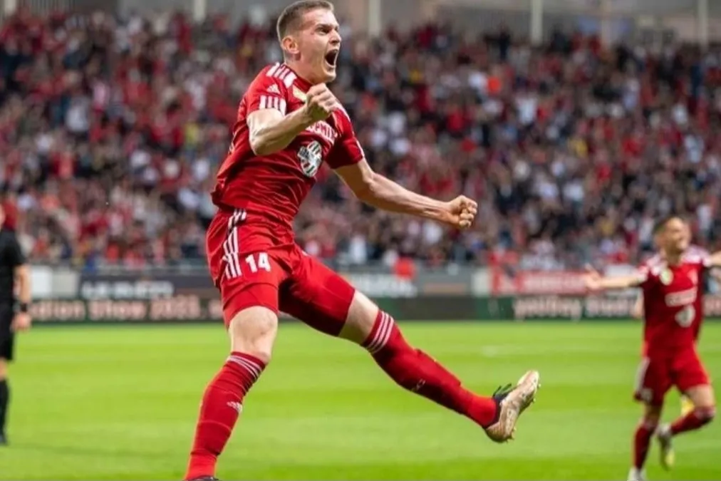 Trabzonspor'un ilk transferi belli oldu! Savunma sağlama alınacak - 6