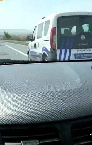 E-5 Karayolu’nda 'makas' terörü | Lüks otomobilli magandanın o hareketi pes dedirtti