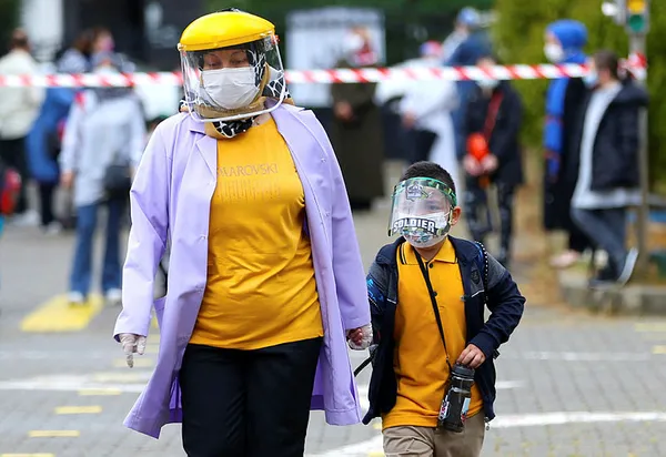 son-dakika-milli-egitim-bakani-biz-de-okullari-tamamen-acmak-istiyoruz-ama-salgin-izin-vermiyor-1605523457058.jpg SON DAKİKA: Milli Eğitim Bakanı: Biz de okulları tamamen açmak istiyoruz ama salgın izin vermiyor-6