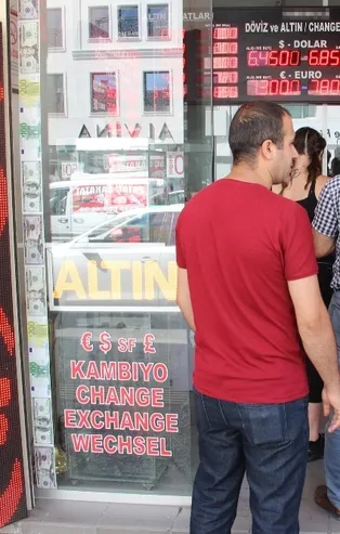 Dövizini bozduran bozdurana