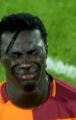 Gomis gözyaşlarına hakim olamadı! Gomis gözyaşlarının sebebini açıkladı!