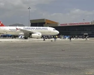 Hakkari’de havalimanına terör darbesi