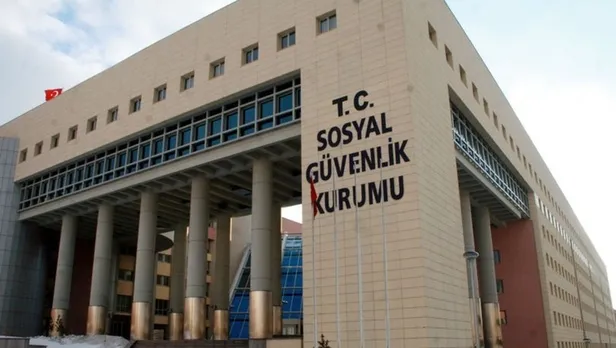 eytlilere-mujde-sgk-31-aralik-cumartesi-acik-mi-yeni-yilin-son-gununde-mesai-yapacak-sgk-cumartesi-gunu-kaca-k-1672382939960.jpg SGK bugün 31 Aralık 2022 Cumartesi açık mı? Yeni yılın son gününde mesai yapacak! SGK Cumartesi günü kaça kadar açık olacak?-4