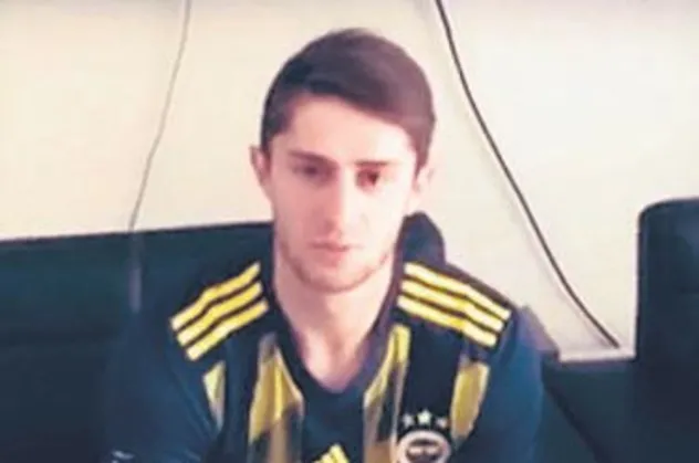 İsmail Yüksek Fenerbahçe formasını giydi
