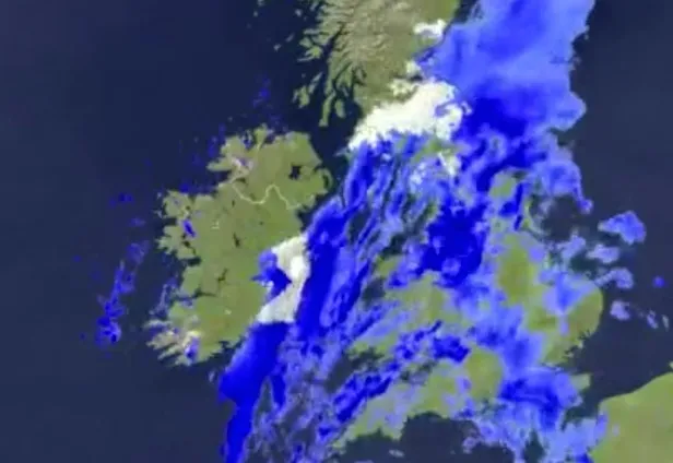 SON DAKİKA: İngiltere'de Christoph Fırtınası alarmı: 2 bin ev tahliye edildi-5