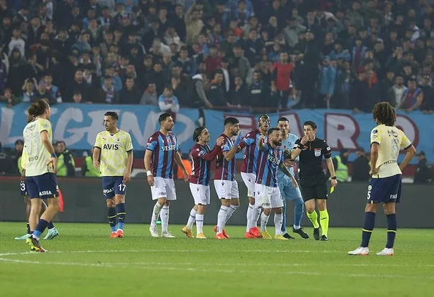 Şampiyon lideri devirdi! Trabzonspor 2-0 Fenerbahçe (MAÇ SONUCU-ÖZET)-5