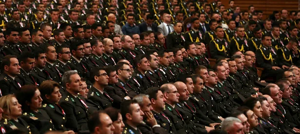 Kara Harp Okulu'nda ilk başörtülü öğrenci