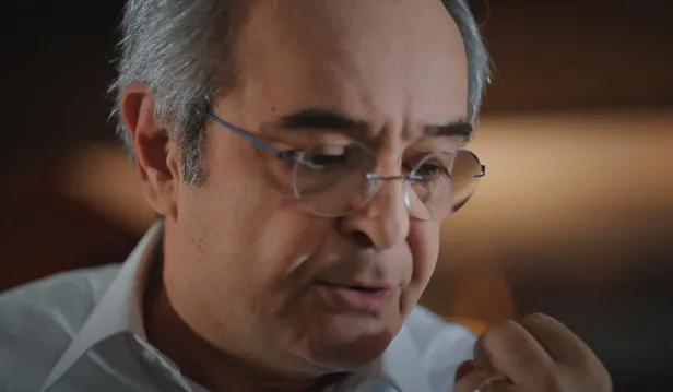 merhamet-yok-bende-camdaki-kiz-11-bolum-fragmani-gammazligi-ortaya-cikinca-perisan-olacak-1631258761613.jpg Merhamet yok bende! Camdaki Kız 11. bölüm fragmanı: Gammazlığı ortaya çıkınca perişan olacak!-6