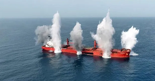 Kızıldeniz’de sular ısındı! Husiler Yunan menşeli gemiyi batırdı görüntüleri yayımladı