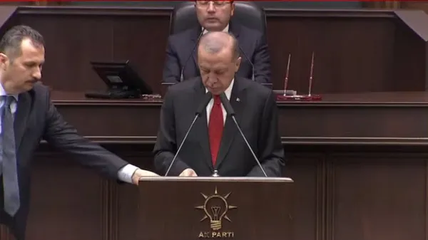 son-dakika-baskan-recep-tayyip-erdogan-yine-krizi-cozdu-rusya-tahil-koridoruna-devam-ediyor-1667385140235.jpg SON DAKİKA: Başkan Recep Tayyip Erdoğan yine krizi çözdü! Rusya tahıl koridoruna devam ediyor-4