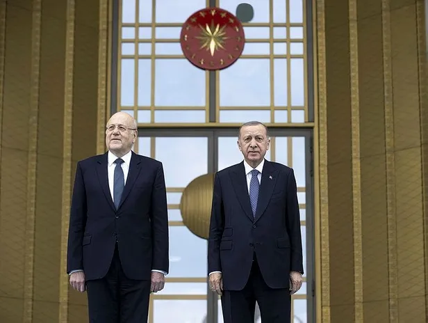 baskan-erdogan-ile-lubnan-basbakani-necip-mikati-arasinda-kritik-gorusme-1643732819838.jpeg Başkan Recep Tayyip Erdoğan ve Lübnan Başbakanı Necip Mikati'den önemli açıklamalar-2