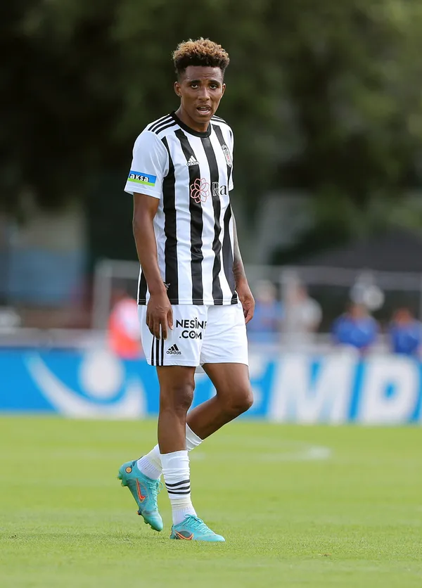 son-dakika-besiktastan-emrecan-uzunhan-aciklamasi-1658230896961.jpg Beşiktaş'tan Emrecan Uzunhan açıklaması-2