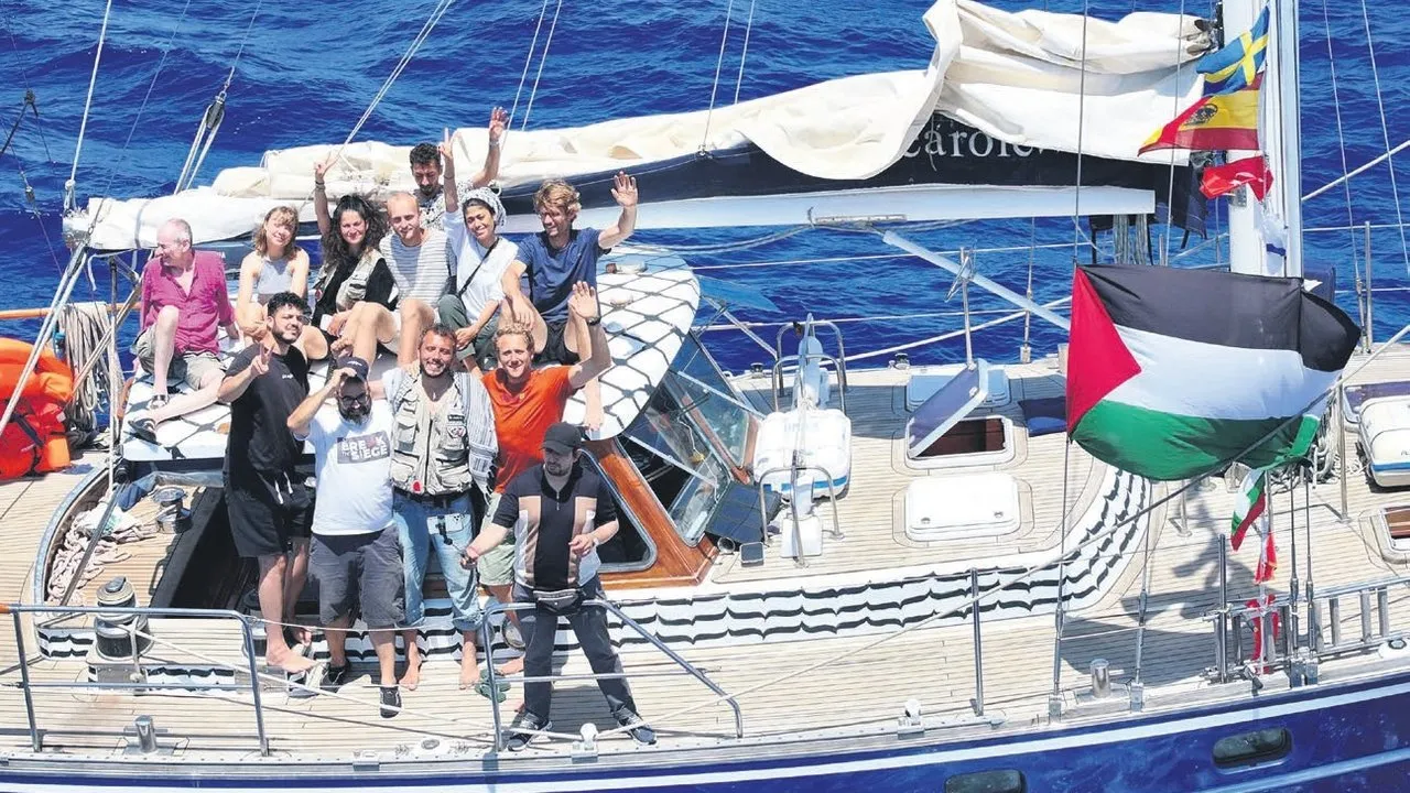 İsrail’in Madleen gemisindeki zulmü