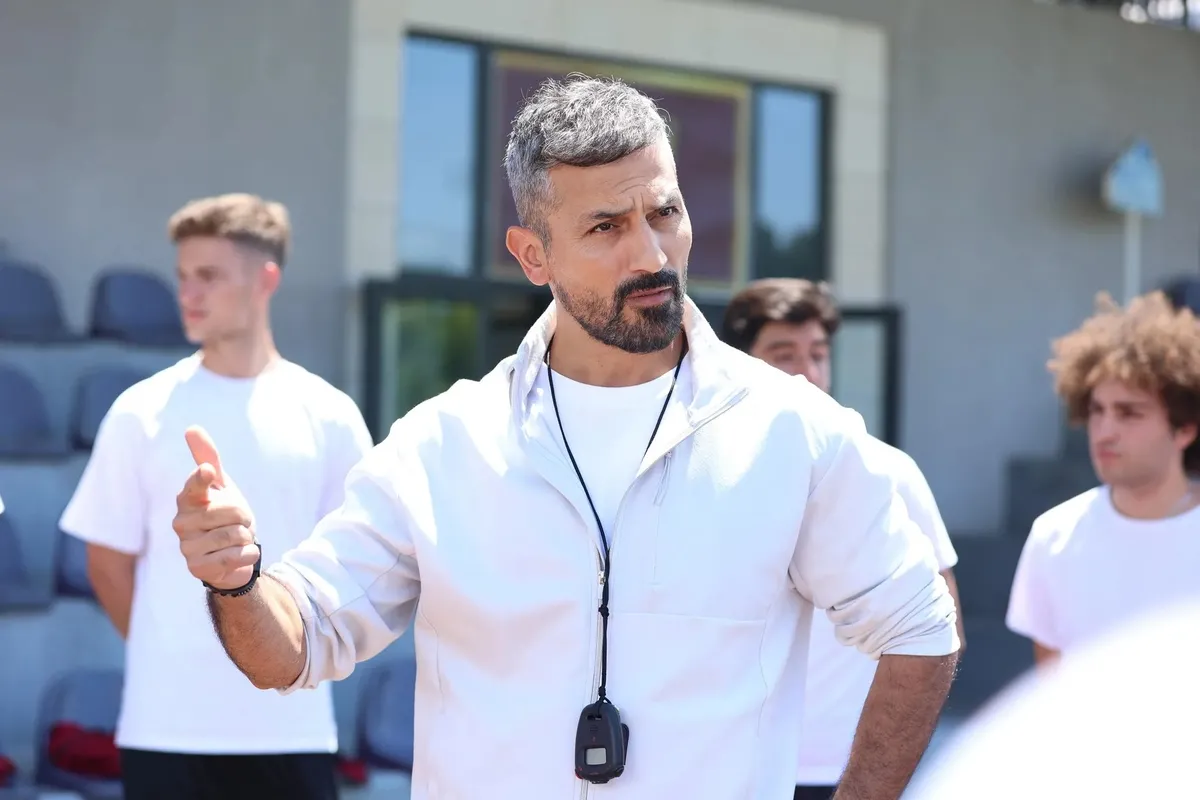 1785131436882.jpeg Altı Üstü İstanbul’da dengeler altüst oldu! Naz öğrendiği gerçekle yıkılıyor-4