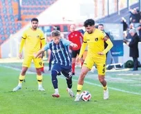 İstanbulspor Adana Demirspor’u farklı geçti