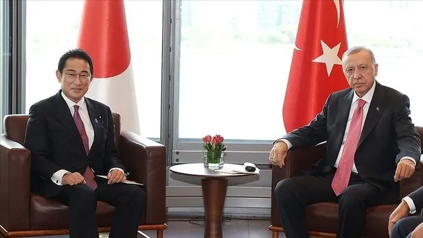 Son dakika: Başkan Erdoğan Sırbistan Cumhurbaşkanı Aleksandar Vucic ve Japonya Başbakanı Fumio Kishida ile telefonda görüştü-4