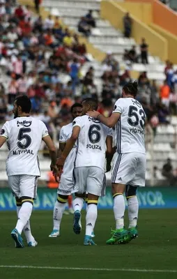 3.'lük yarışının galibi Fener! Cimbom'a tatil yok